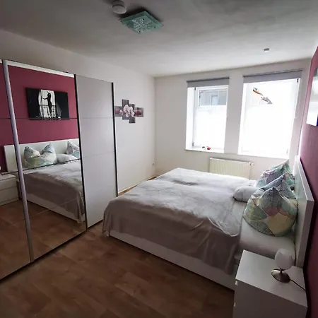 Apartment Ferienwohnung Ebersbach-Neugersdorf